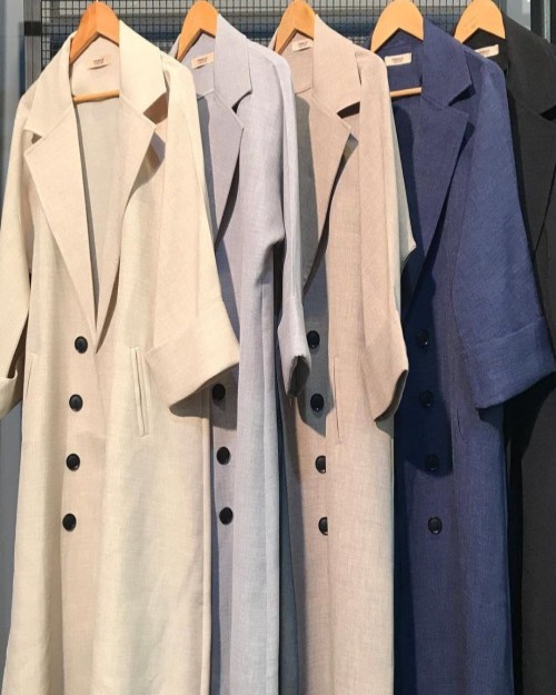  مدل : کت یقه انگلیسی بلند ۸دکمه مشخصات