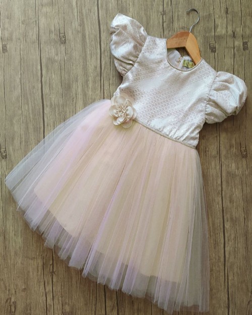  سارافن مجلسی آستین پفی مشخصات