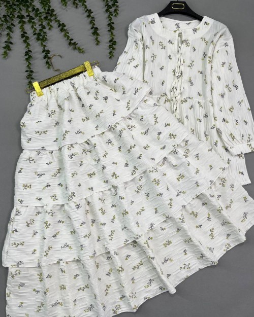  ست شومیز عروسکی و دامن پله ای مشخصات